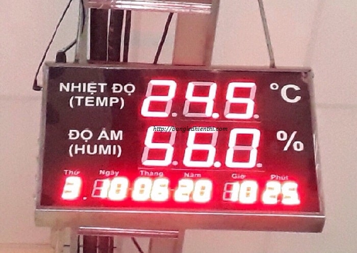 bang-hien-thi-nhiet-do-do-am